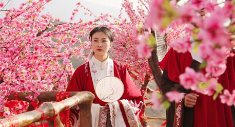 春风熙熙·旖旎惊鸿 | 2024 白鹿原影视城首届换装赏花节 邀您共赴一场春日花事